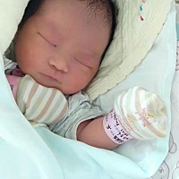 哈哈  终于卸货了男宝 6.8斤愿大家要男得男要女得女！