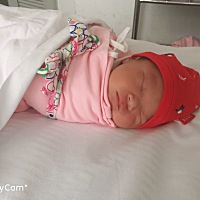 于8月5号下午14:28分刨腹产男宝宝一枚，3350kg，我的小宝贝出生的时候绕颈三圈，以后要乖乖听话好好...