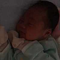 崽崽黄疸超标住院了 又不让看 真的每分每秒都是煎熬 这么小的小孩没有妈妈在身边 真的当了妈妈才能体会...