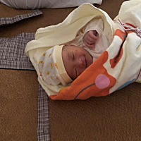 你们的宝宝有没有吃完奶奶时不时嘴角微微上扬吖？好喜欢啊😁😁