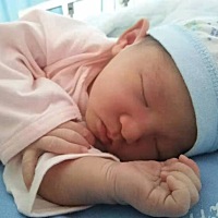 宝宝11天了，感觉一天一个样子，可爱❤️