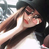小小乐3个月啦！今天称了下体重  竟然比孕前还瘦了6斤我的天😌😌