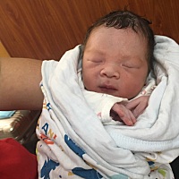 一切来得太突然了，37周+5天，刚足月几天就发动了。昨晚一点多就有痛感，睡觉中痛醒，我以为是中元节吃...