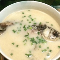 月子期，清淡好吃下奶食谱，奶水多！排恶露！不发胖！ 女人生孩子后的月子餐很重要，这段时间需要补充足...