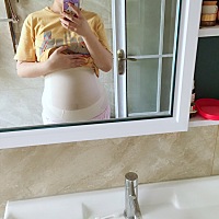 涨奶、涨奶……难道要我不吃么？每天三餐不吃主食，宝宝一边吃另一边漏，奶水像水龙头一样的流，营养都...