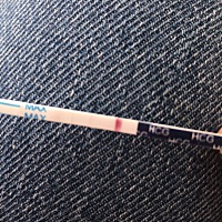 哪位姐姐告诉这是怀孕了么 特别浅的杠