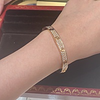 晒一晒老公送的礼物，和我乖巧不闹腾的宝宝