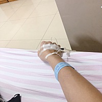 给你们分享一下我的顺产经历😊 38+5去检查照了B超医生说我羊水过少 要我住院 说要催产于是我下午...