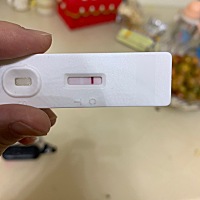 差一个星期来姨妈，今天小腹有要来大姨妈的同感，测出这个求问什么意思