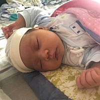 还在月子中，快呆不下去了，每天都是奶孩子，哄孩子，好不容易哄睡着，睡几分钟又醒，无限循环中