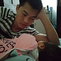 #感恩宝爸# 从小宝出生以来，你没日没夜地照顾我们母子俩，从一个小白宝爸变成一个超级奶爸，好从一...