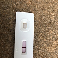 亲们帮忙看一下，那条线非常浅，这是有了还是没有😅？