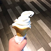 冰激凌 
激凌
凌