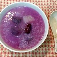 婆婆给我煮的3碗粥，改善产后便秘！ 生产后，妈妈们的身体会发生一些变化，容易导致产后便秘。不同于一...