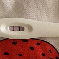 姨妈推迟一周了 这是中了吗 肚子疼了四五天了