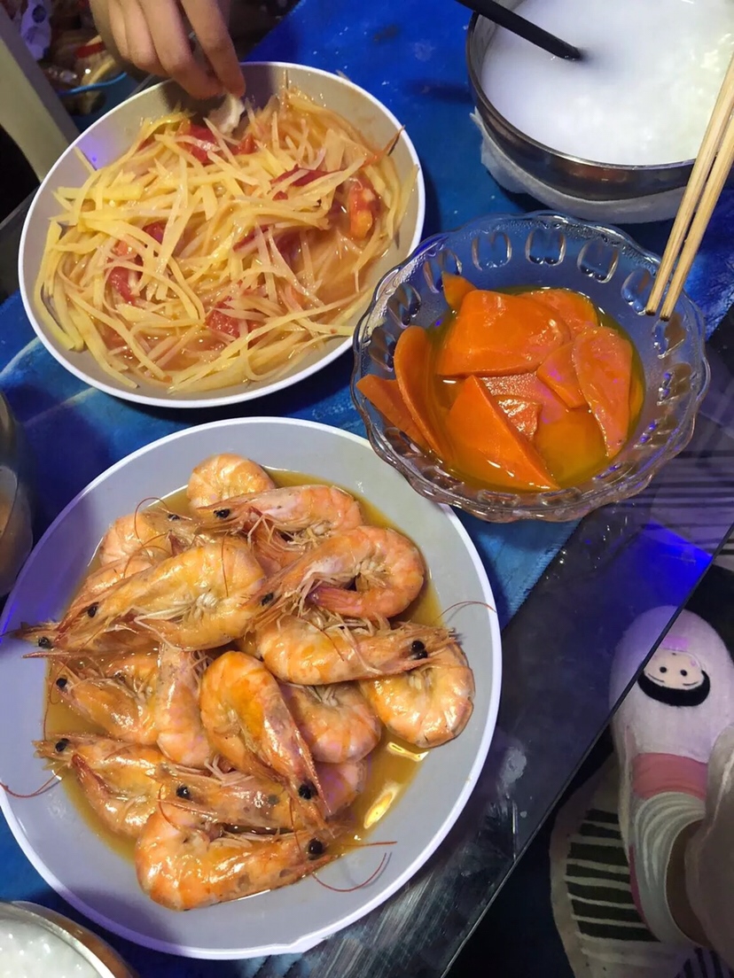 晒晒老公给做的月子饭，因为是二胎婆婆照顾大宝，所以月子都是老公忙前忙后的  感恩遇到你