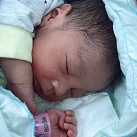 报喜了，8.22顺产小乔治一枚，无侧切无撕裂，儿女双全啦，愿所有孕妈要男得男要女得女❤️❤️