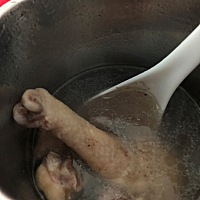 你们月子餐都吃什么呢？估计出了月子我不再想吃鸡了😢😢