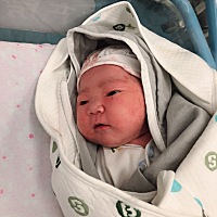 终于生出来，我的宝贝，佩奇一枚，过程很艰辛完了等我缓冲过来给大家讲讲经历，无痛真的是个好东西，建...