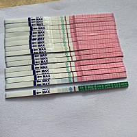 😫 眼已瞎，试纸看多了视力真的会下降！ 姐妹们，帮我看看今天的早早孕试纸是不是有意念灰啊？🥺�...