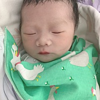 昨晚八点宫缩痛到上午十二点零一分，我家小猪仔出生啦，产程太心酸：宫颈口比较硬痛了好久一直是二指，...