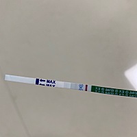 目前啥症状都没有，rt疼了两天就没疼了，希望不是炸胡。例假又不准，不知道啥时候来~ 最后一张是干了之...