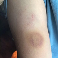 老公趁我喝醉睡着，在客厅里跟别人的老婆抱一起，我跟我老公一哥们的老婆约着一起吃饭喝酒，平时有...