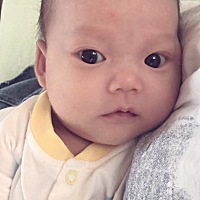 7.26顺产有侧切佩奇。开宫口疼到怀疑人生，好不容易来到三个上无痛。今天刚好一个月10天，秀秀我的...