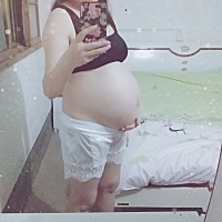 叔叔阿姨，你们好，今天是我从妈咪肚子出来的第三天啦，我来看看你们啦😄。同时，我也来找小伙伴...