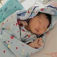 终于抽空来报喜了，9月6号12点53顺产，如愿以偿6.2斤小🐷佩琪一只，4号下午6点住院宫缩疼了两天，6号...