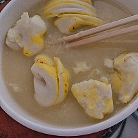 有谁和我一样坐月子都是自己做饭的。孩子一直不睡觉闹腾，实在没时间做饭，每天都是凑合随便吃点，...