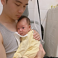 女女真是打退了黄疸，又来了湿疹，医院开了激素药，好了隔几天又会长一点，反反复复，影响预防针，老母...