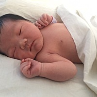 9月8日6:50，二胎真的快8.4斤，一个小时，感恩感恩！