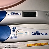 麻烦帮帮忙看看，谢谢了 秀儿是昨天早上测的，有水印，可丽蓝测试卡是今天早上测的，也有，但是不知道是...