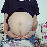 二胎  37周了，肚子时不时的疼，真难受 又是剖腹😌😌