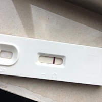 家里最后一个验孕的了 明天姨妈日了 希望姨妈不要来了，让我好孕吧！🙏