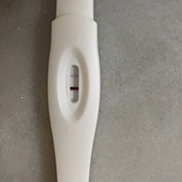 9.9号和9.13号对比，这个速度的加深正常吗，现在还早不能做b超，看着那些宫外孕，生化，胎停的字眼，心...