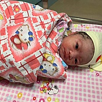 中秋出生 无侧切 轻微撕裂 女宝 终于解放了