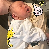 我们五天啦，爸爸妈妈爱不够呀😋😘 我