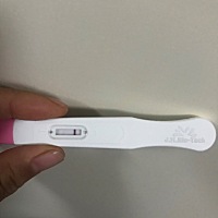 九月十三号验的hcg21.8，我和爱人都以为怀孕了。心里都特别的高兴，17号晚上，见红了，害怕的我跑到...