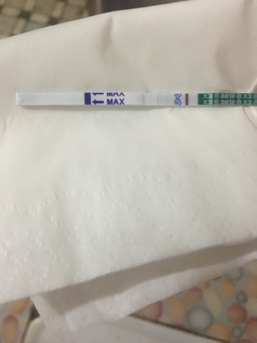 前晚同房后有血，昨晚今天测有两条杠，第二条很浅