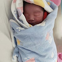 来还愿啦  顺产二胎男宝  7斤6   无侧切 轻微撕裂   儿女双全啦     祝所有的孕妈们都能如愿