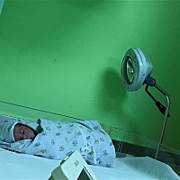 报喜～8月26晚顺产小公主一枚～从进产房到生花了近十二个小时！顺产不疼竟然没有哭，就是开宫口的时...