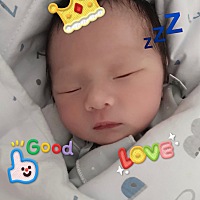 找个地方记录一下吧，进产房的时候在医院称体重140斤，孕前体重114斤，整个孕期增重26斤。 月子第二天我...