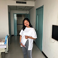 发布一个好消息。 这是和宝宝的最后留念。 本人于9月21，17:21分刨产一枚社会中的万人迷。