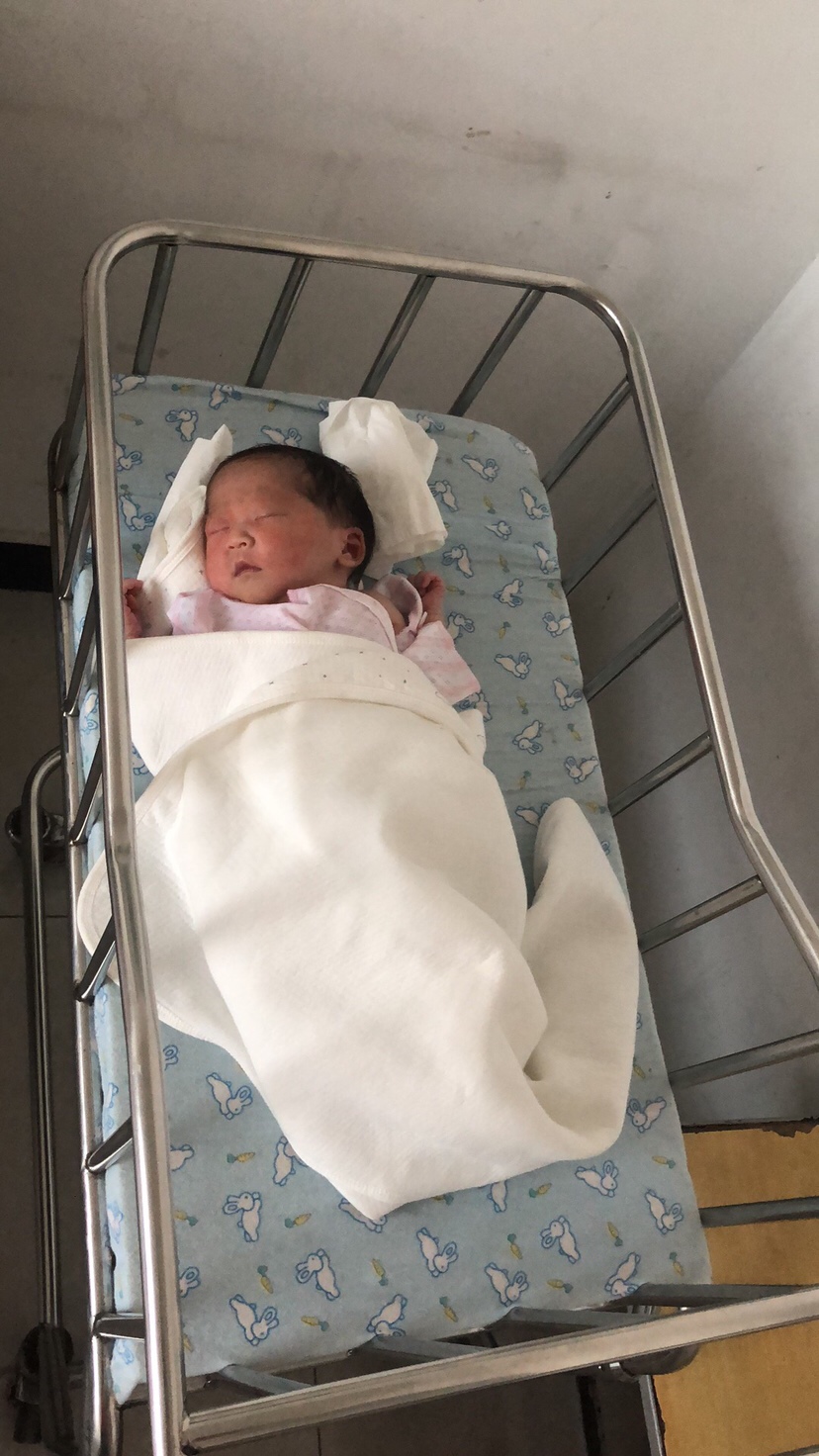 本人于9月21，17:21分刨产一枚社会中的万人迷。