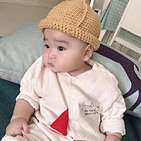 宝贝  一眨眼就五个多月了