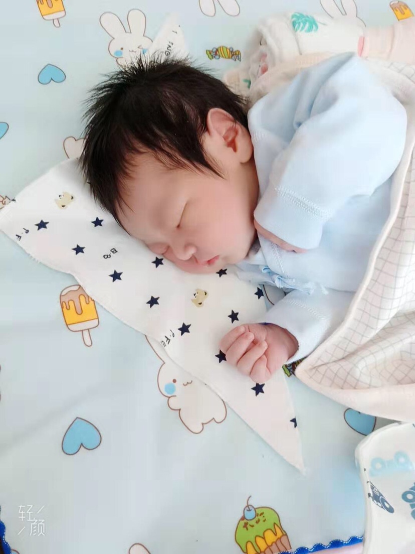 都来接健康，帅气的男宝宝出生吧，希望所有的宝妈都能顺利生产