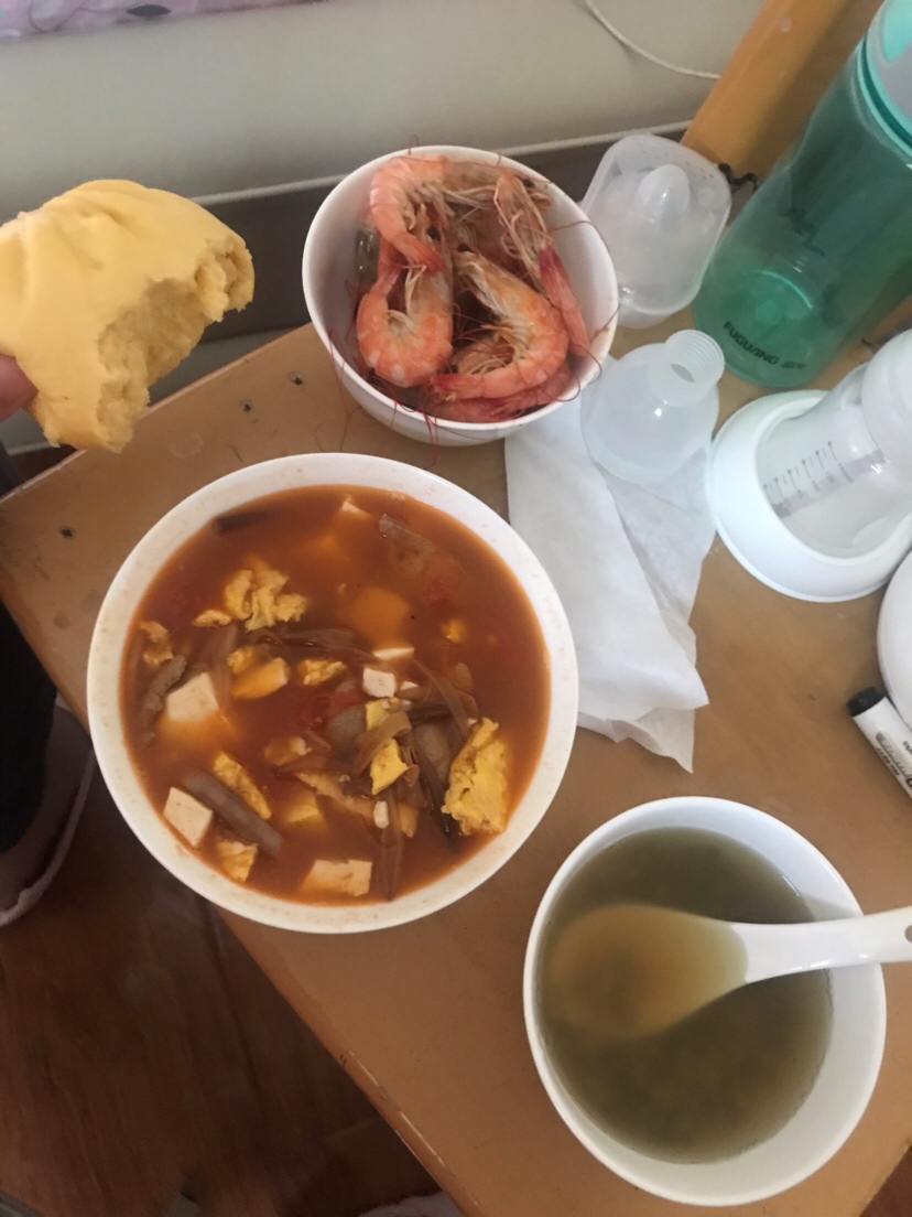 绿豆水  南瓜馒头  鸡蛋糕➕豆腐➕黄花菜➕西红柿