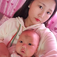 我的小孩有3个月17天，可以吃饼干和面包吗？